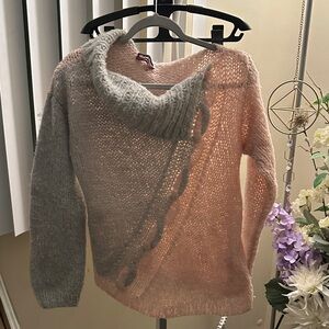 Elegant Off-the-Shoulder Pink and Gray Sweater